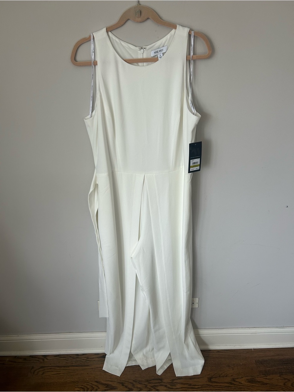 Nine West Sleeveless White Jumpsuit Sz 14 NWT